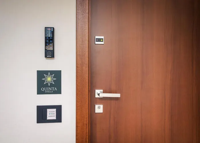 Διαμέρισμα Quinta Stella Tirano
